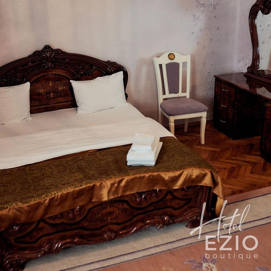 Hotel EZIO Kischinau Exterior foto