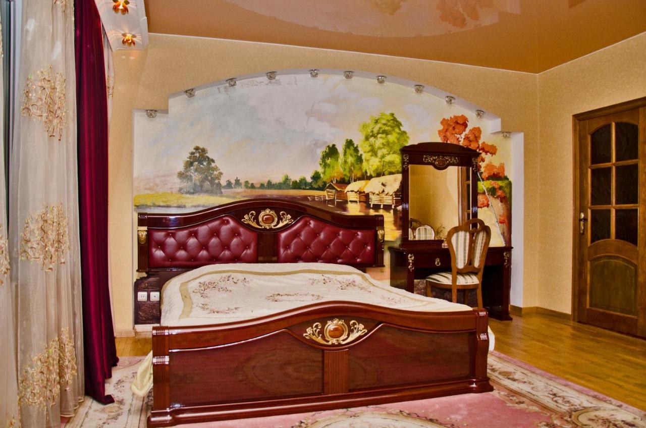 Hotel EZIO Kischinau Zimmer foto